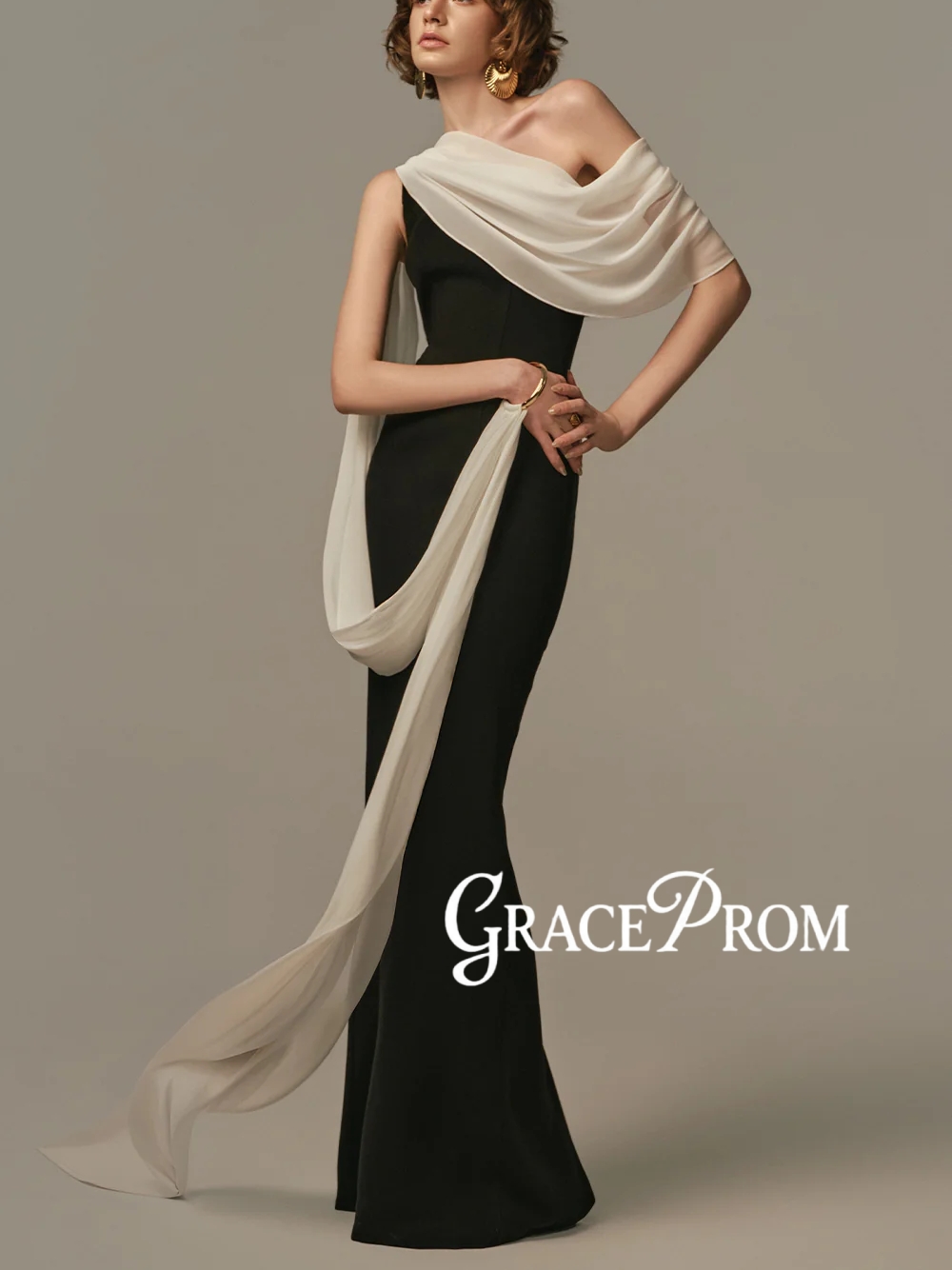 Elegant Two Tone Evening Gown  - Formal Gala Wear Women ulasan dan harga