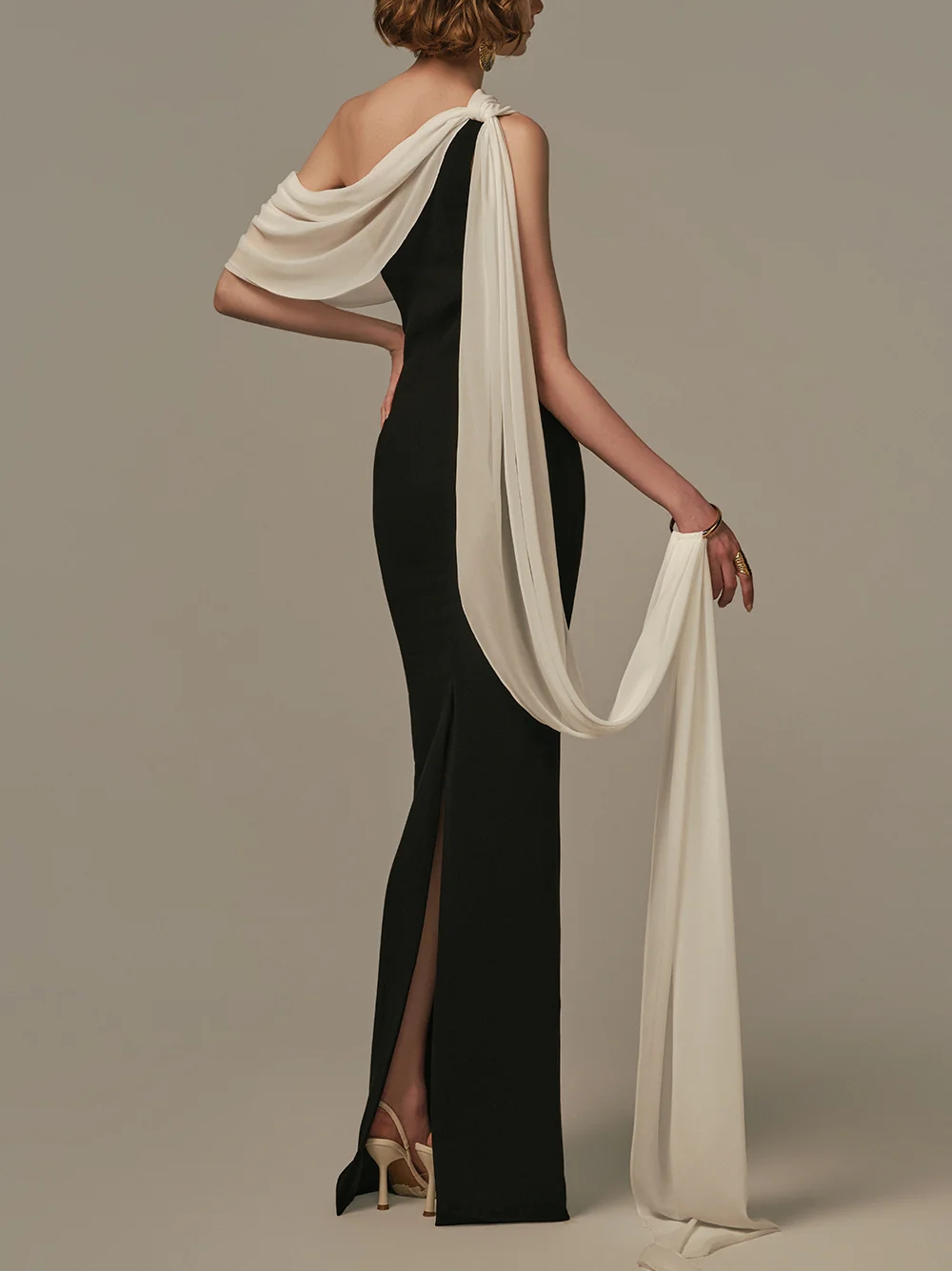 Elegant Two Tone Evening Gown  - Formal Gala Wear Women ulasan dan harga