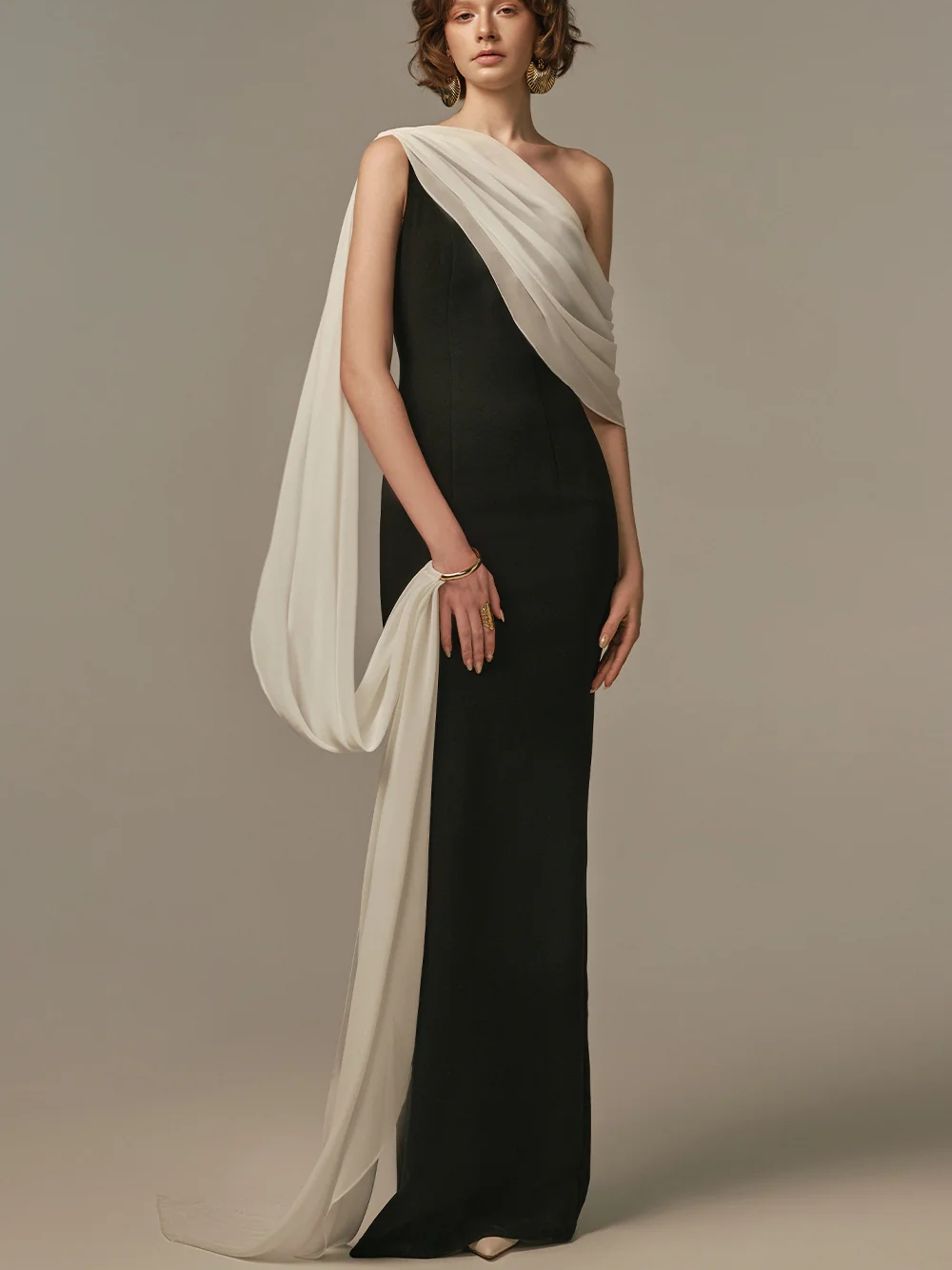 Elegant Two Tone Evening Gown  - Formal Gala Wear Women ulasan dan harga