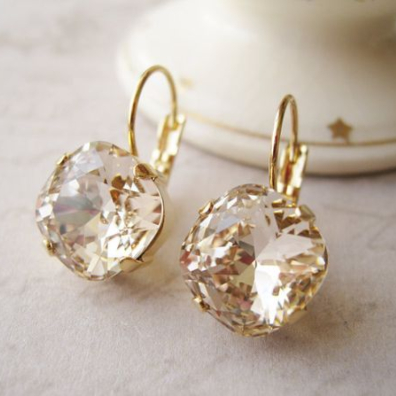 Elegant Claw-Shaped Stud Earri - Women Formal Event Wear ulasan dan harga