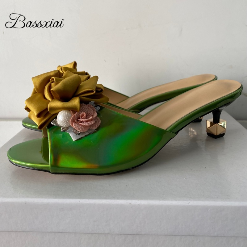 Crystal Decor Handmade Flower  - Kitten Heel Women ulasan dan harga